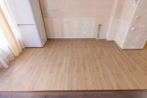 "Слоеный пирог" на кухне: как подобрать ламинат