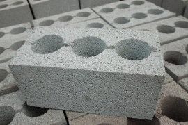 Камень стеновой бетонный пустотелый