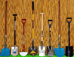 Садовый инструмент: лопаты